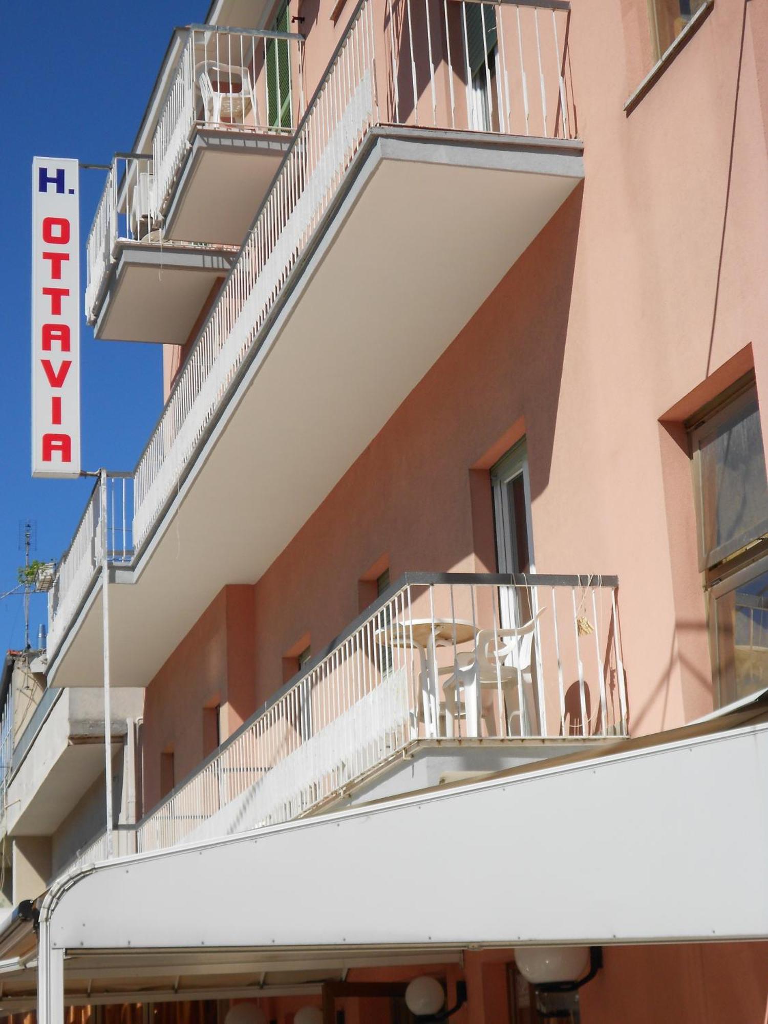 Hotel Ottavia Rimini Exteriör bild