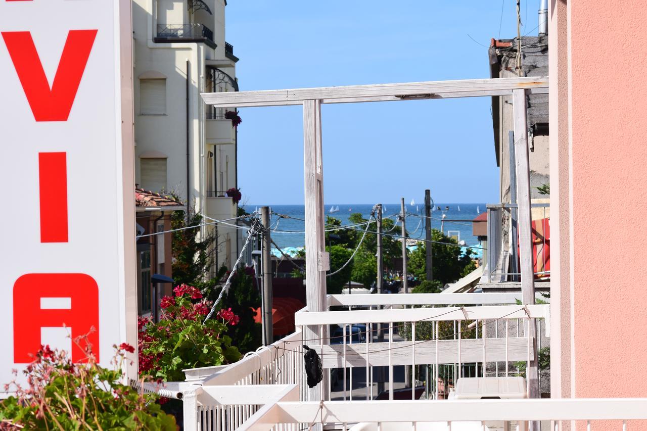 Hotel Ottavia Rimini Exteriör bild